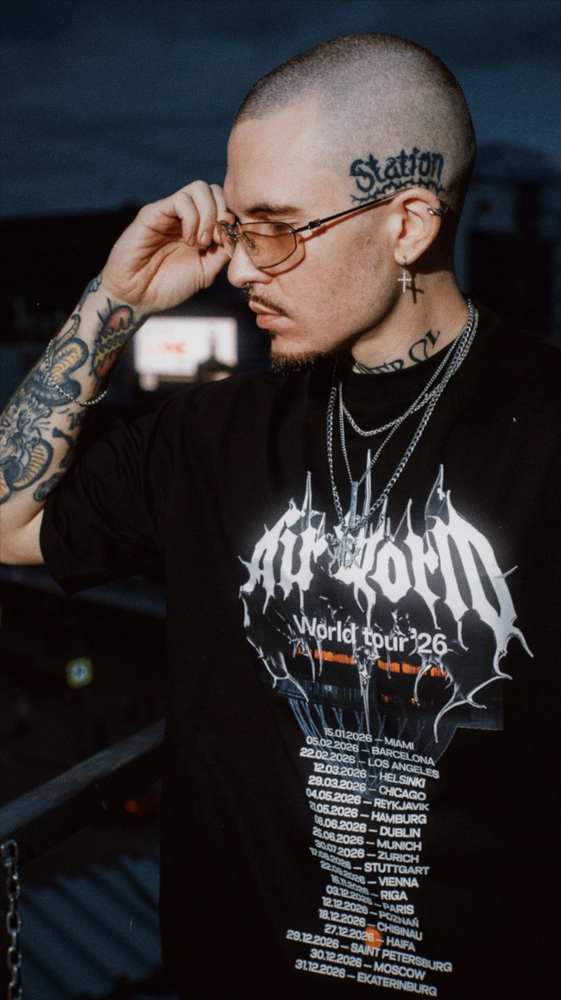 Футболка WORLD TOUR — фото 3